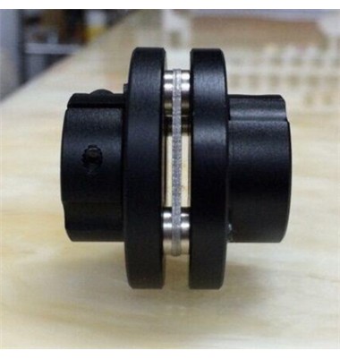 PE系列彈性膜片聯(lián)軸器 單節(jié)八個(gè)螺絲